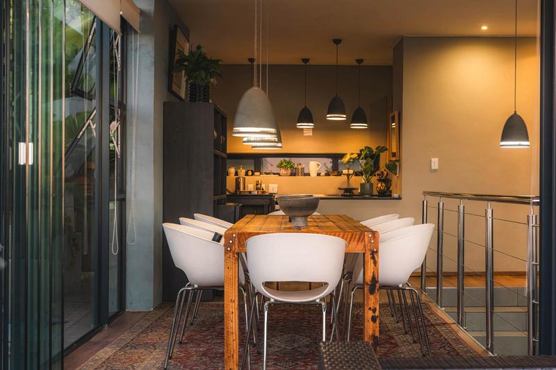 4 Bedroom Property for Sale in Green Point Western Cape